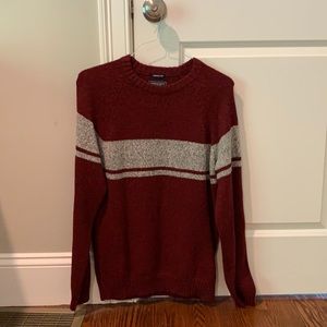 Maroon/Grey American Eagle Sweater